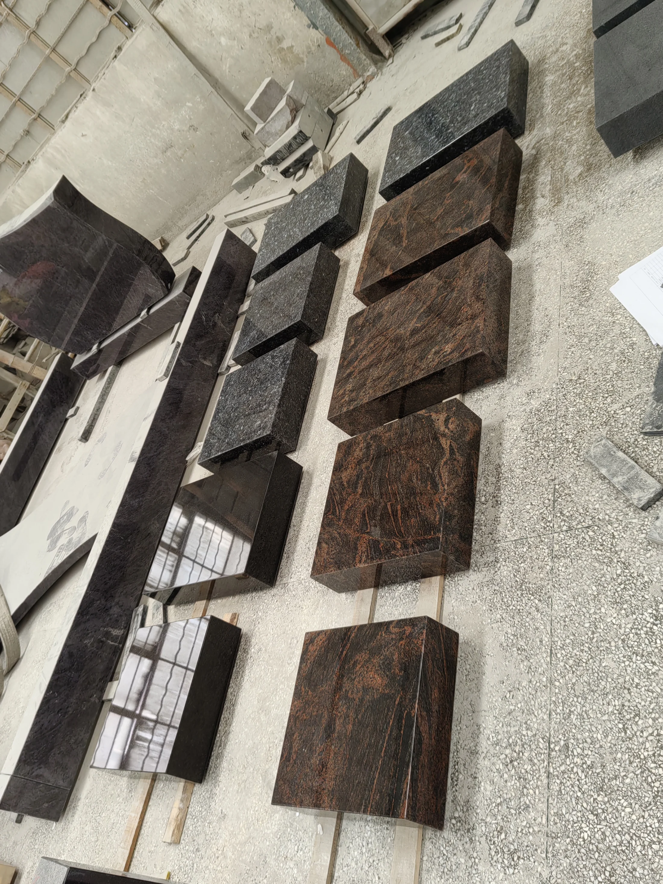 Natural Granite Tombstone Slabs
