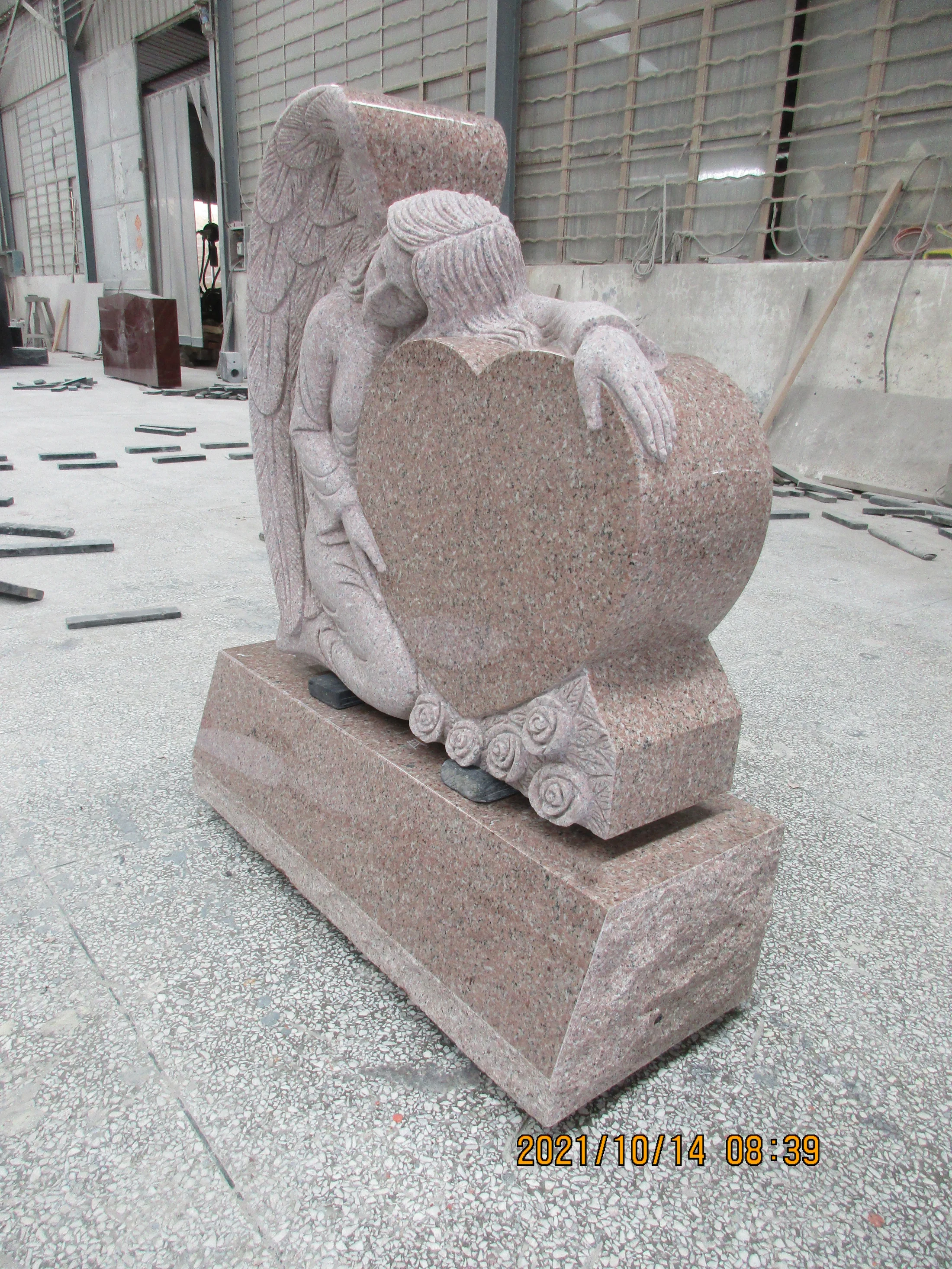 Factory Custom Hand Carved Granite