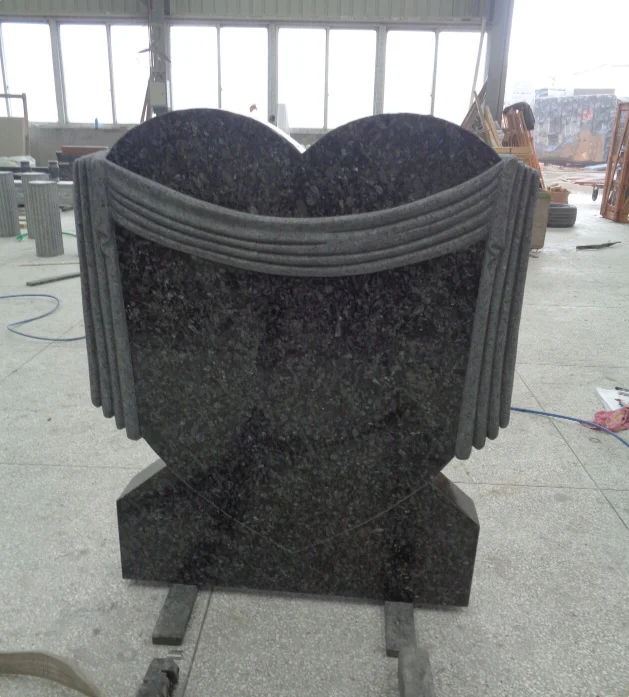 Single Heart Stele
