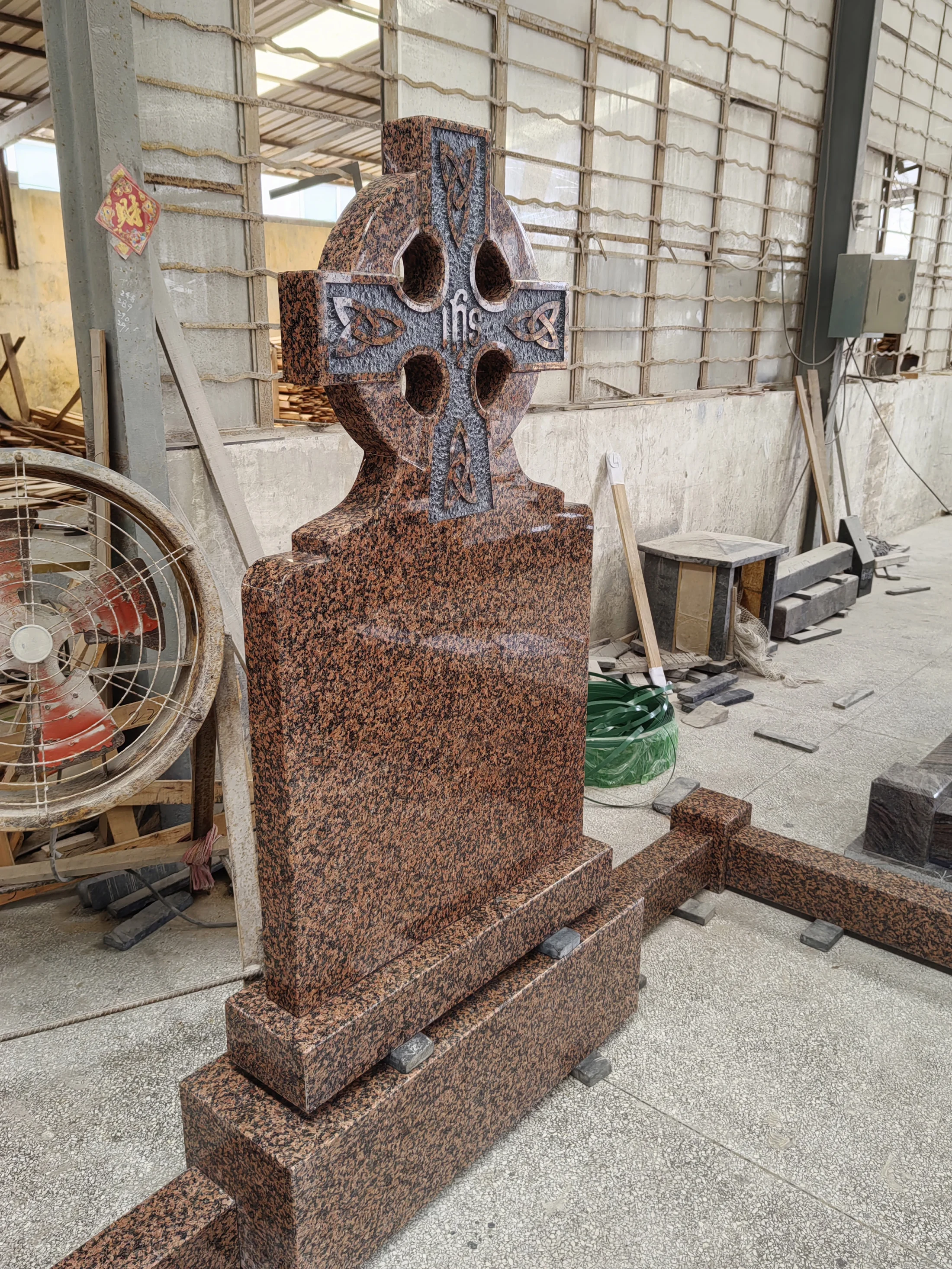 Natural Granite Holy Monuments