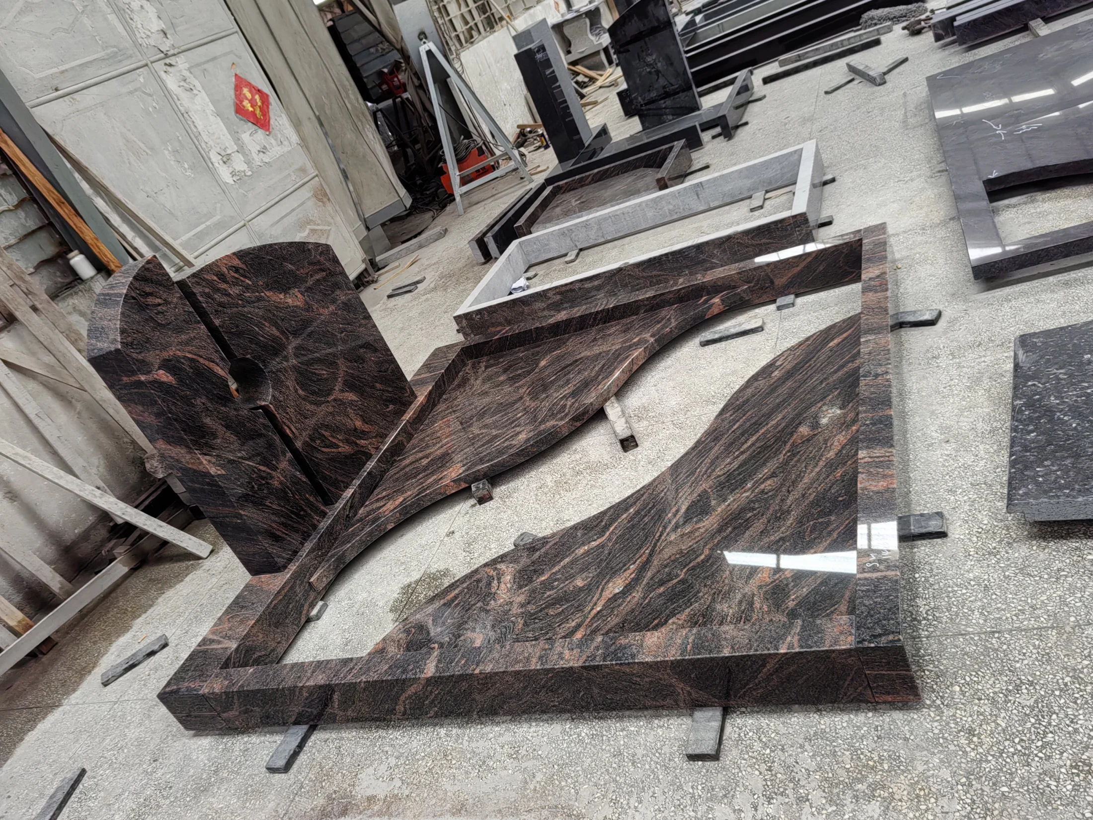 Precision-Cut Tombstone Blocks & Slabs