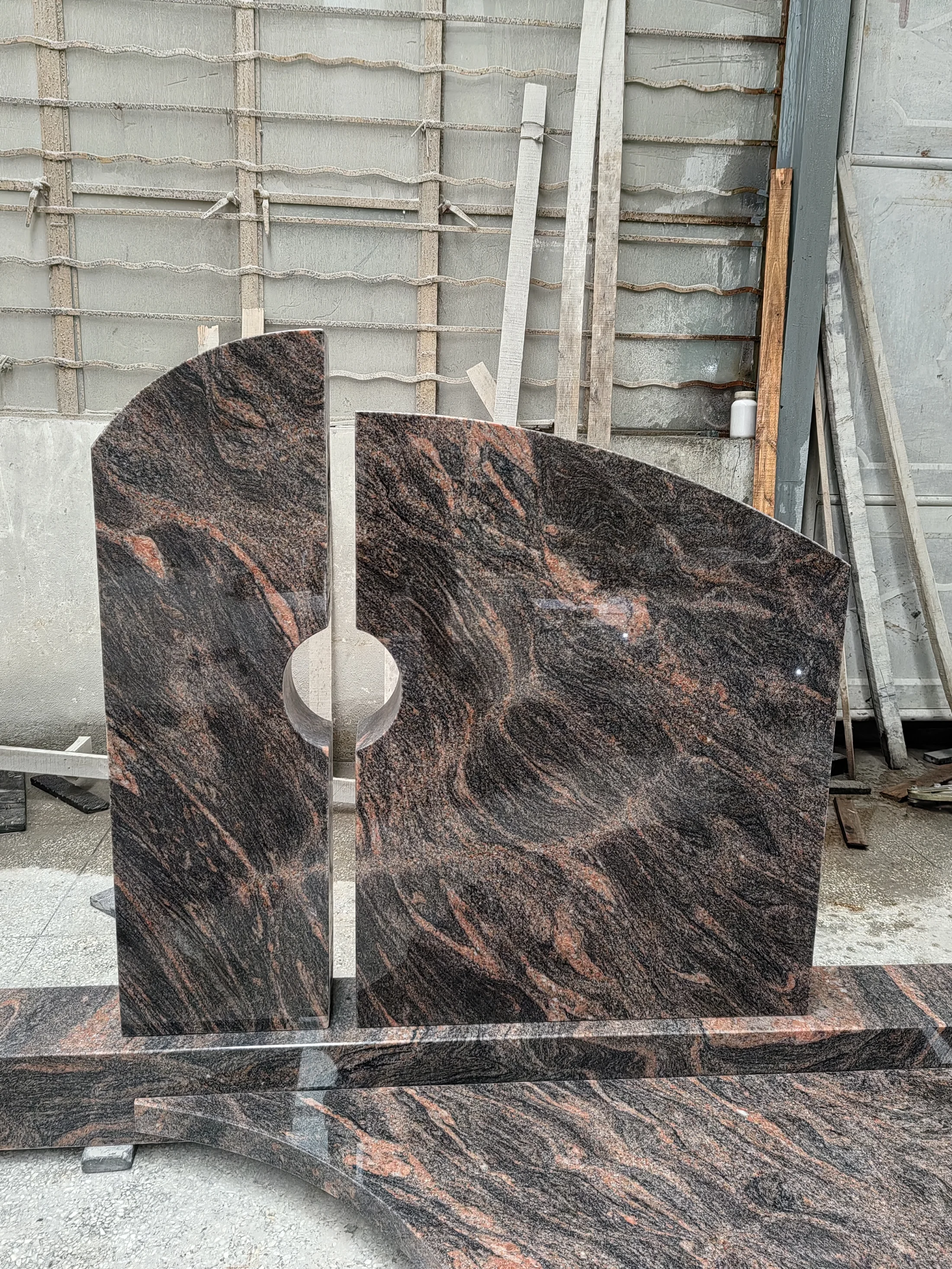 Premium Monument Granite Supply